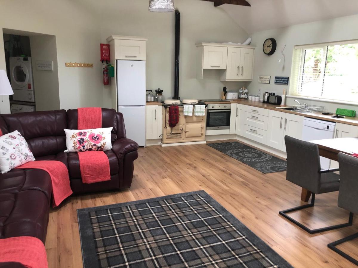 Knockreagh Farm Cottages, Callan, คิลเคนนี ภายนอก รูปภาพ
